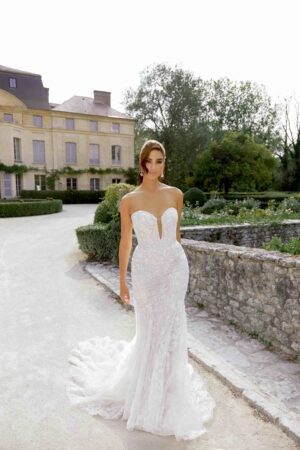 Sincerity 44528 bride posing in her dream dress White Lace Bridal Couture Vaughan, Toronto Woodbridge, Ontario Canada USA