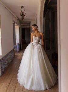 Elite by Woná Concept bride posing in her dream dress White Lace Bridal Couture Vaughan, Toronto Woodbridge, Ontario Canada USA